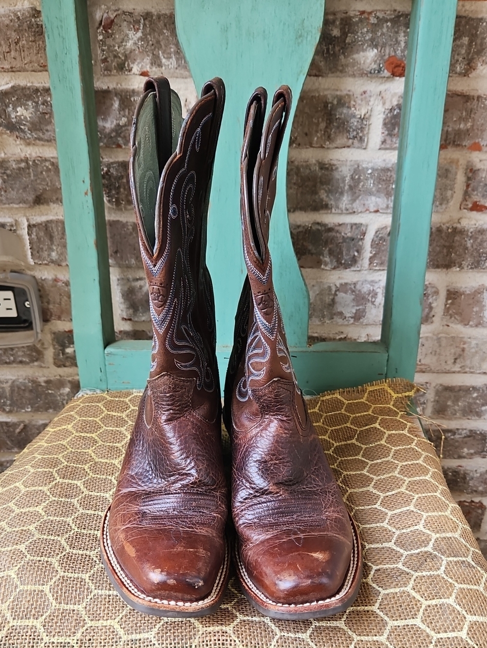 Ariat Leather Cowboy Style Brown And Blue Boots - Picture 2 of 7